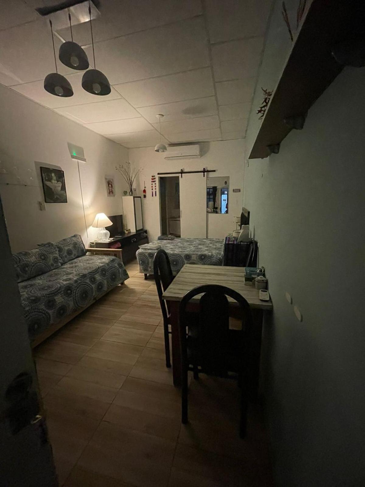 Hospedaje 3 Aeropuerto Ezeiza Pet Friendly Tranfer Gratis Desde Y Hacia El Aeropuerto De Ezeiza A 20 Minutos Lejlighed Eksteriør billede